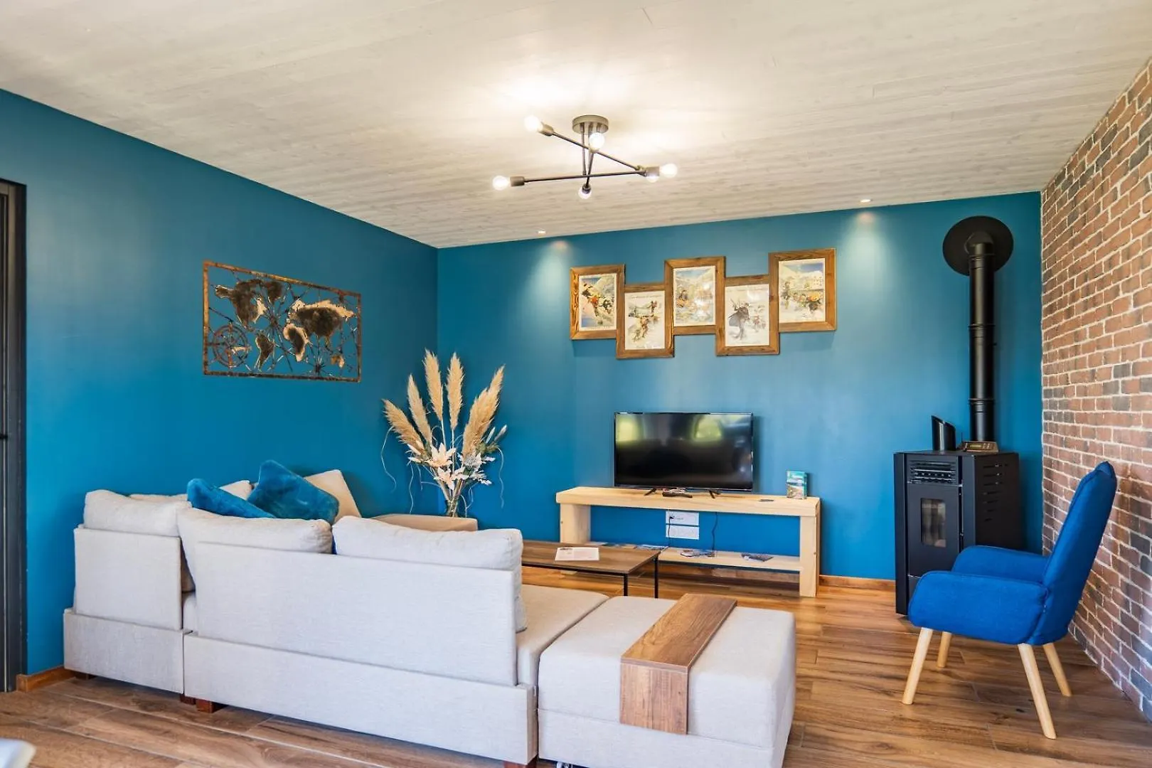 Sibiril Altitude Marine Property 0*,  צרפת